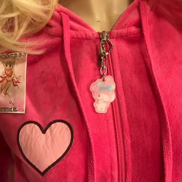Adorable popsicle pink y2k juicy style velour my melody tracksuit ๐ - Picture 12 of 14
